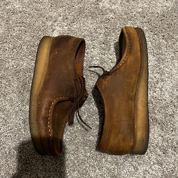 Clark’s Wallabee - Picture 2 of 5